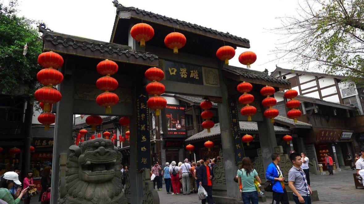 街边卖的散装酒，每斤只卖几块钱？竟还是纯粮酿造，究竟藏何玄机